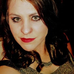 Meet your Posher, Shara